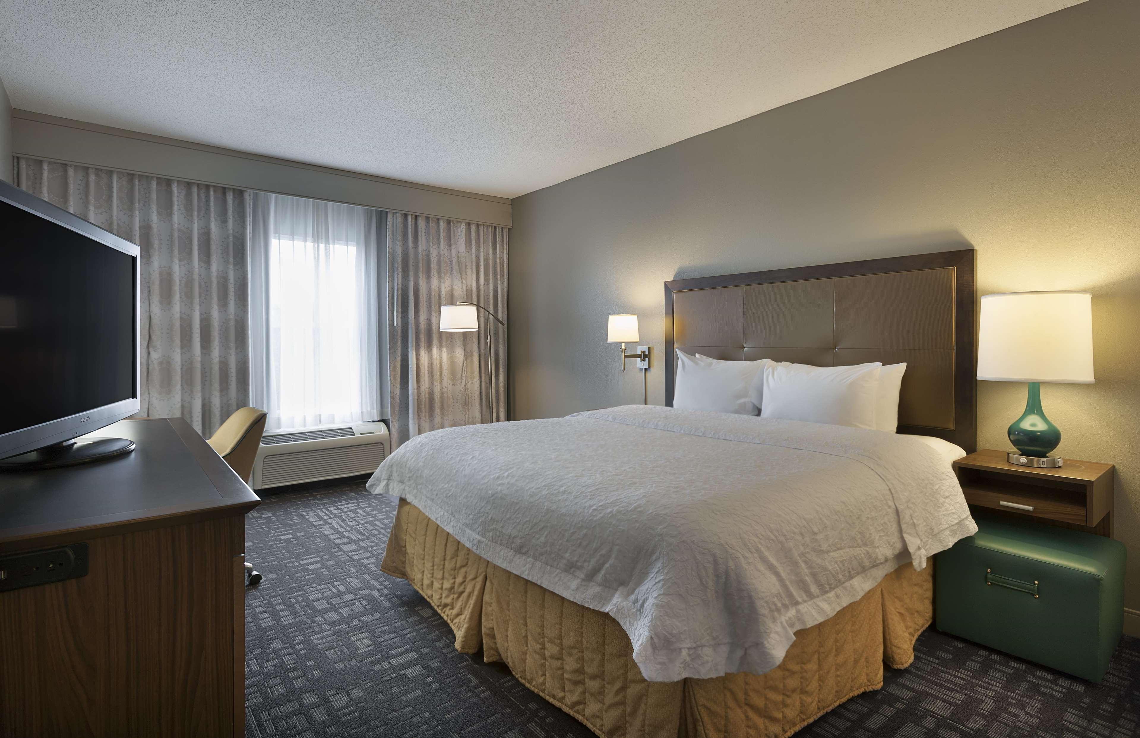 Hampton Inn & Suites Charlotte/Pineville Exterior photo