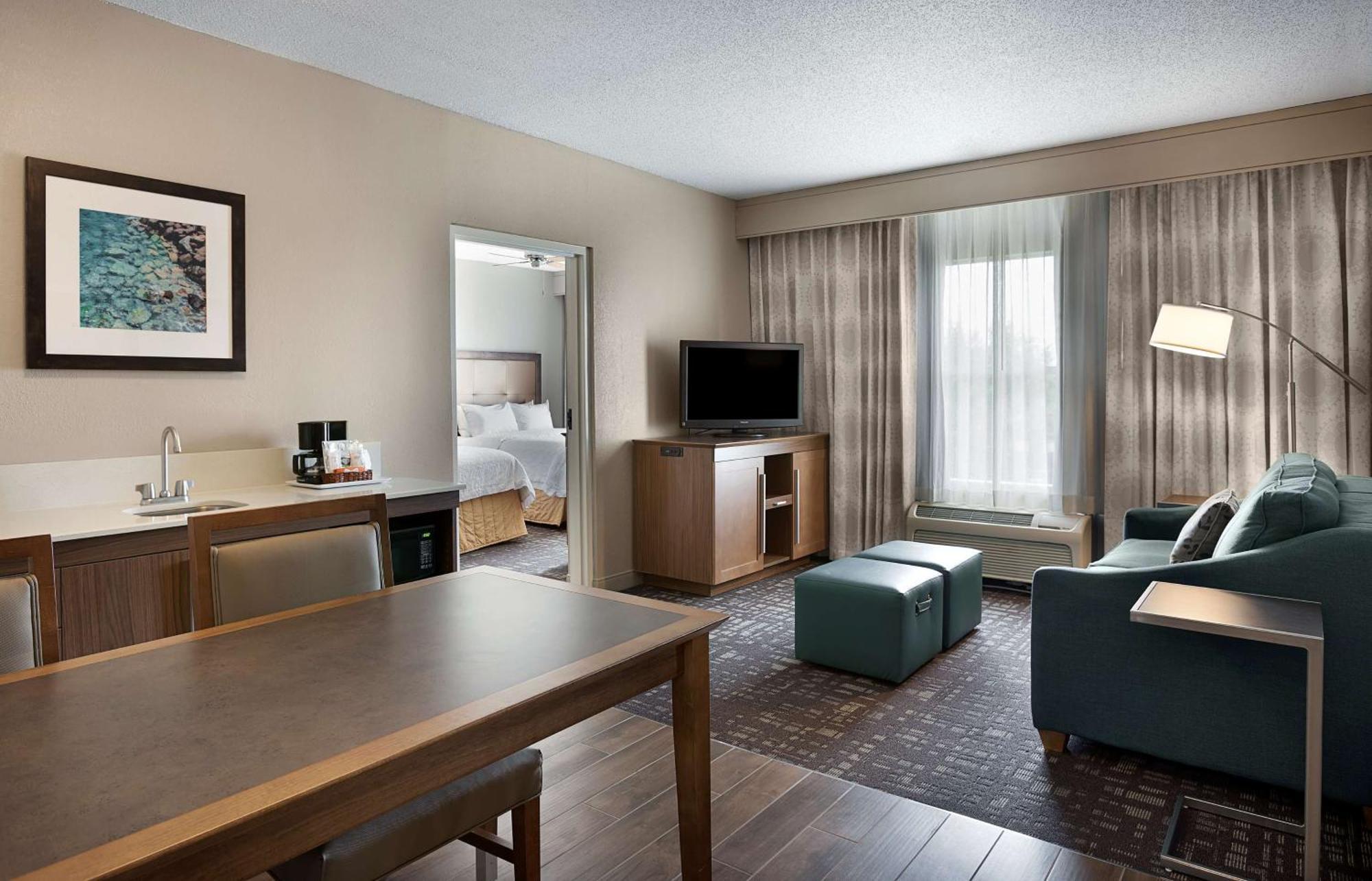 Hampton Inn & Suites Charlotte/Pineville Exterior photo